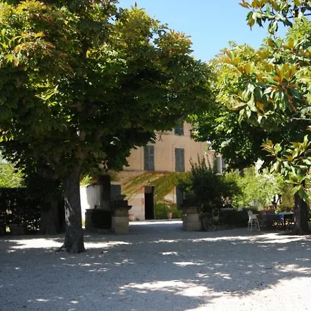 Bastide St Joseph Apartamento Eyguières Exterior foto